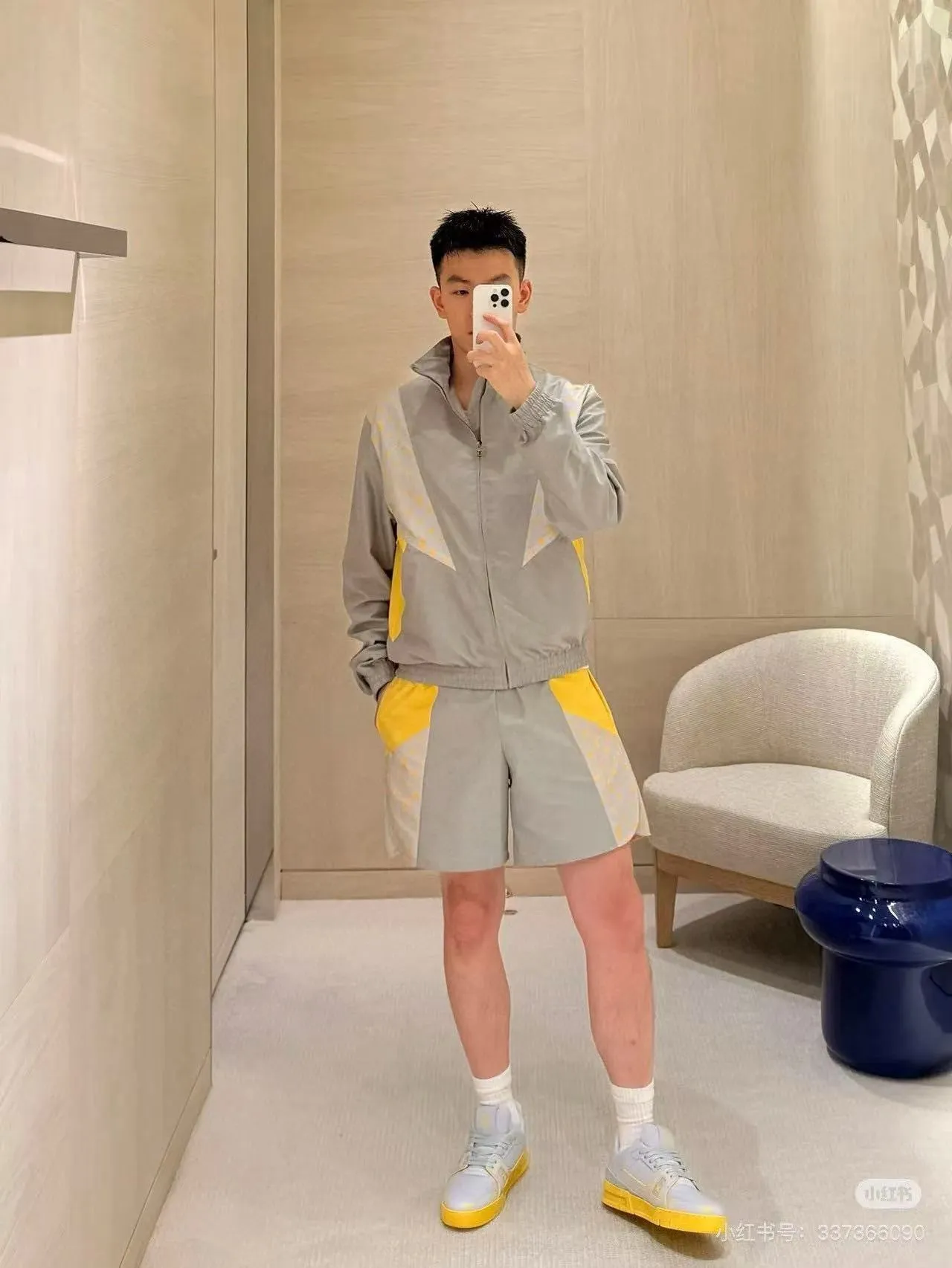 Louis Vuitton/